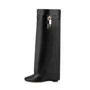 CLASSIC BOOTS